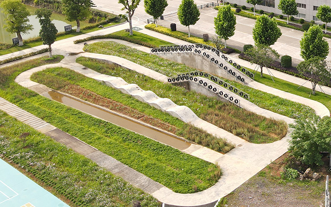 Indoor and Outdoor Riding Area